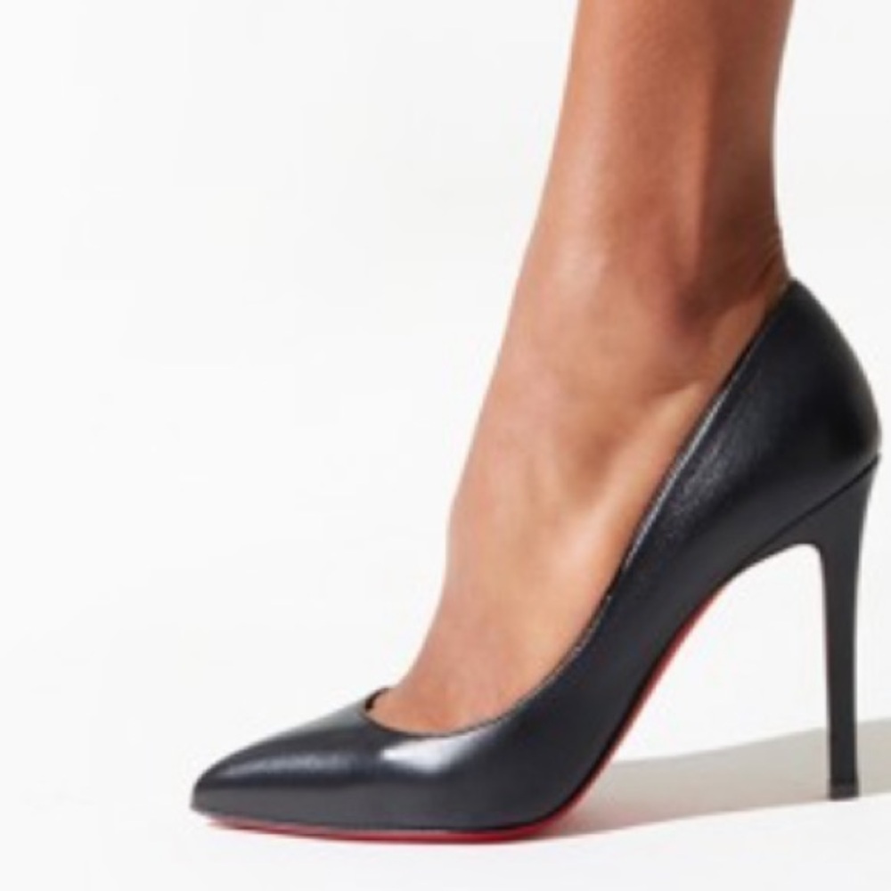 AMPUTEE ONE SHOE ONLY. Christian Louboutin Black Heels with Red Soles